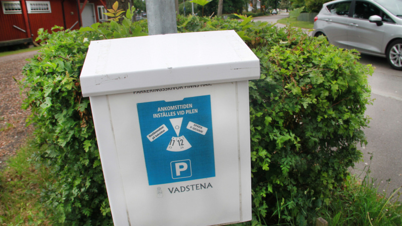 Här hittar du parkeringsplats i Vadstena